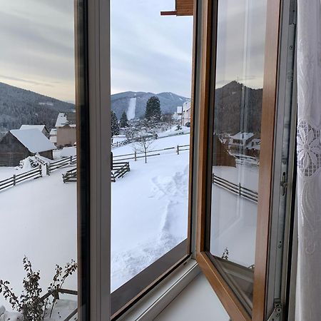 Guest House Velet บูโคเวล ภายนอก รูปภาพ